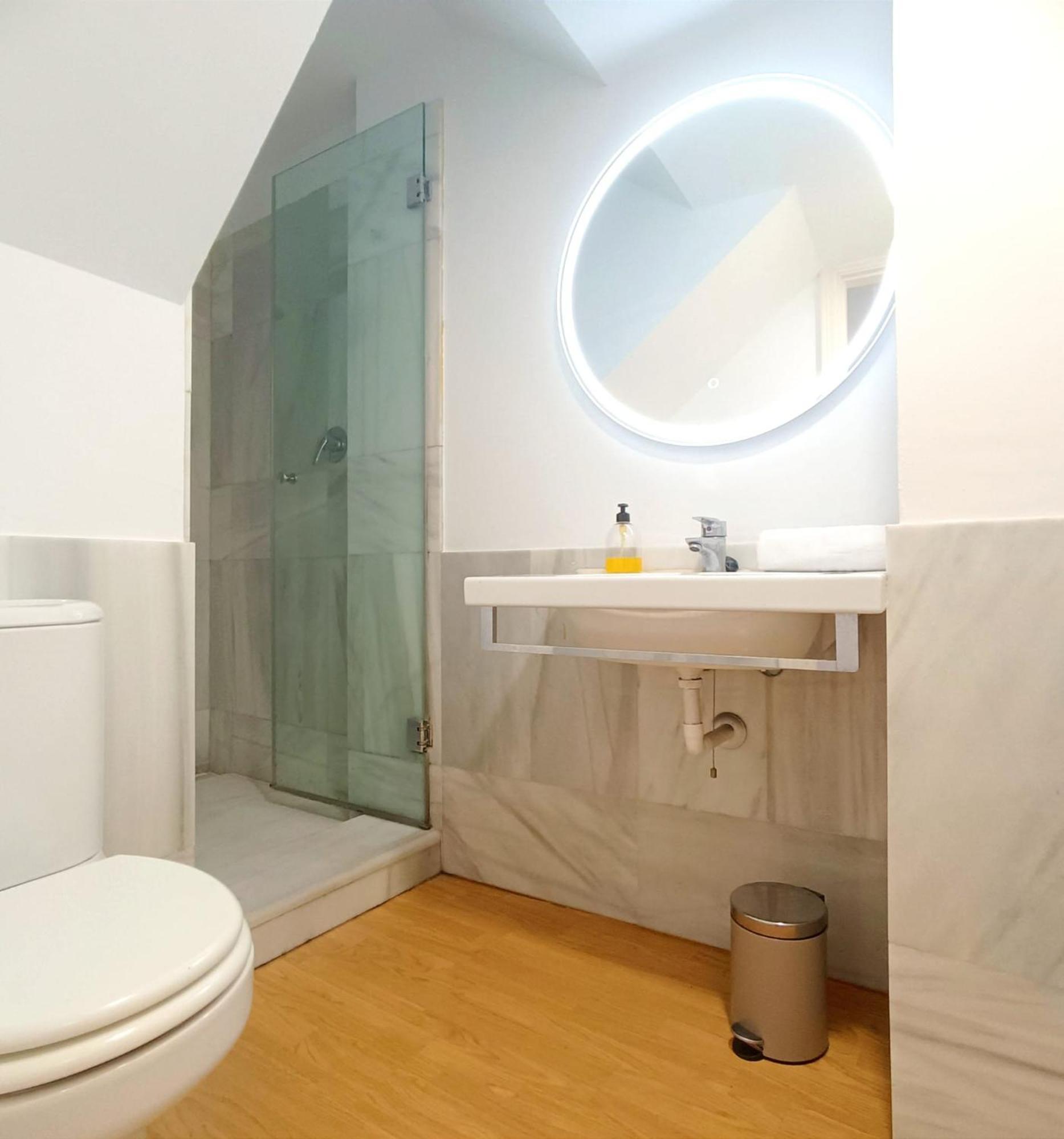 Apartamento Atico 1 Terraza Y Sol En El Centro De !! Sevilha